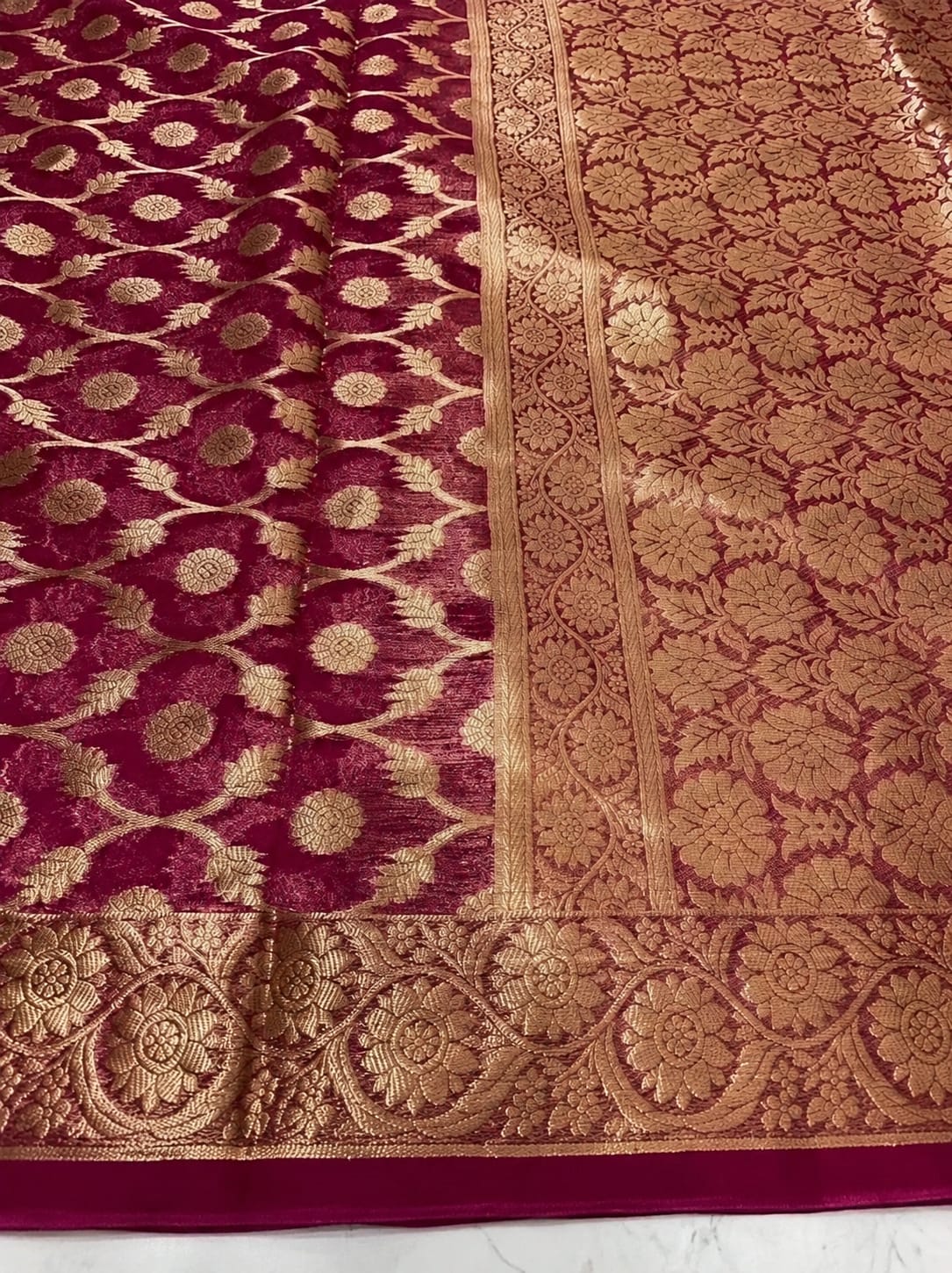 Organza Saree with Rich Zari Border & Blouse Piece